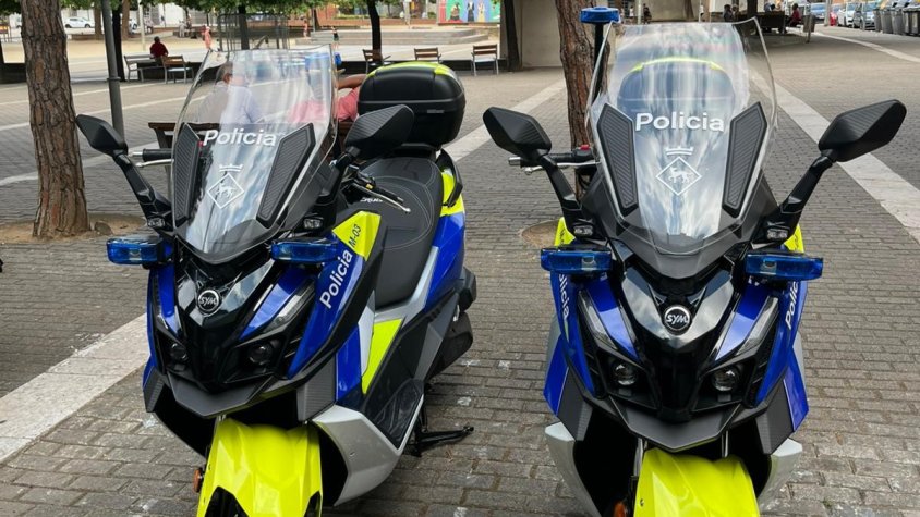 La Policia Local de Canovelles incorpora dues motocicletes per reforçar el patrullatge i la seguretat al municipi