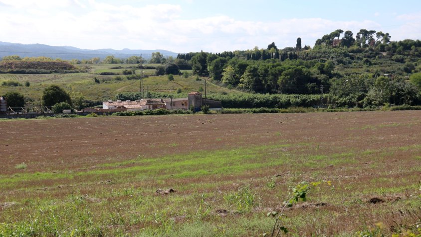 Pla general de l'espai on es crear el el parc urbà al futur Parc de l'Alba de Cerdanyola del Vallès