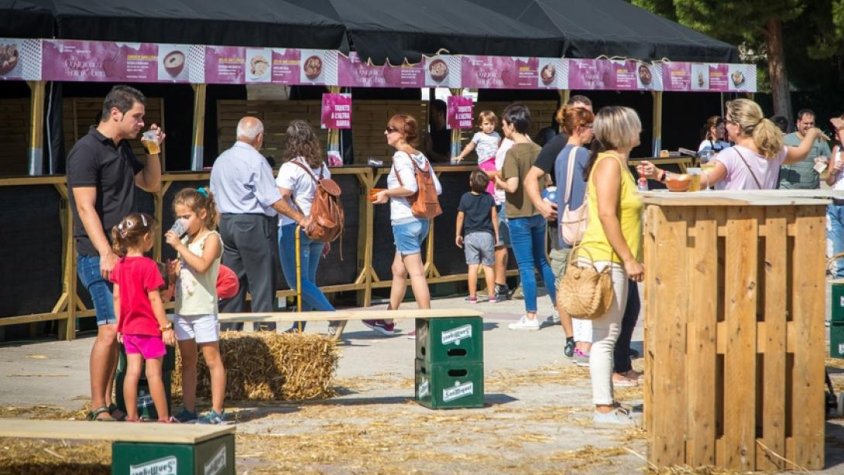 Abrera reviurà la tradició dels porrons amb la 6a Fira Gastronòmica