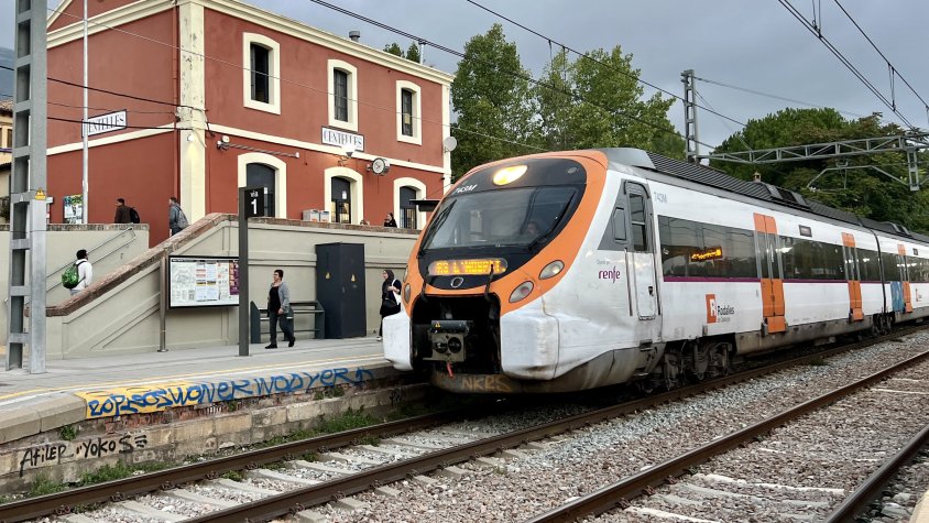 Restablerta la circulació a la línia R3 després d’una avaria entre Granollers i Mollet amb retards de fins a 30 minuts