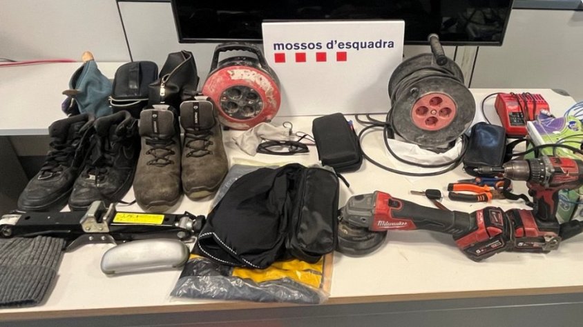 Detinguts dues persones a Santa Eulàlia