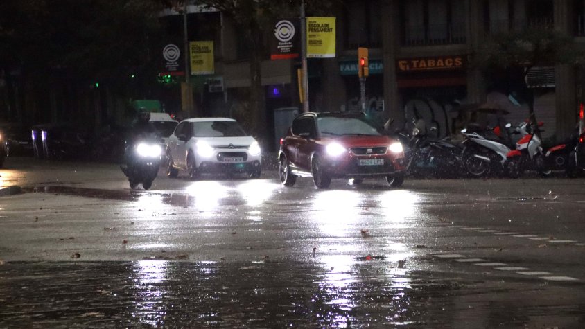 Protecció Civil demana màxima precaució davant les pluges intenses i les incidències que afecten el Vallès