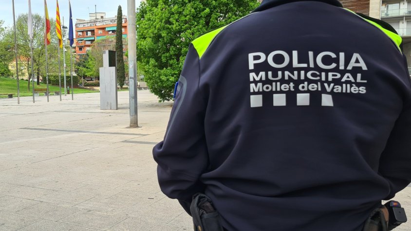 Mollet registra més de 400 denúncies per l’ús indegut de patinets elèctrics i bicicletes el 2025