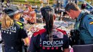 La Policia reforça els controls al mercat de Canovelles per prevenir la venda il·legal i productes falsificats
