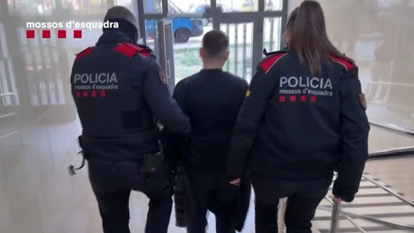 Set detinguts i més de 90 quilos de droga intervinguts en una macrooperació antidroga amb entrades a Rubí, Barcelona i Badalona