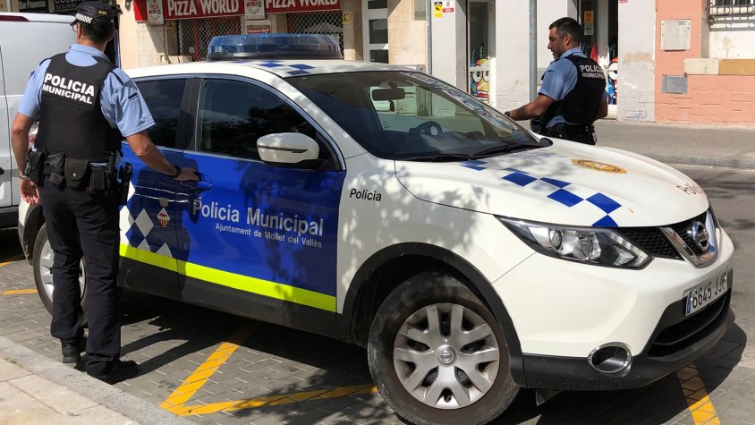 La Policia Local de Mollet deté el presumpte autor de diversos incendis de contenidors al municipi