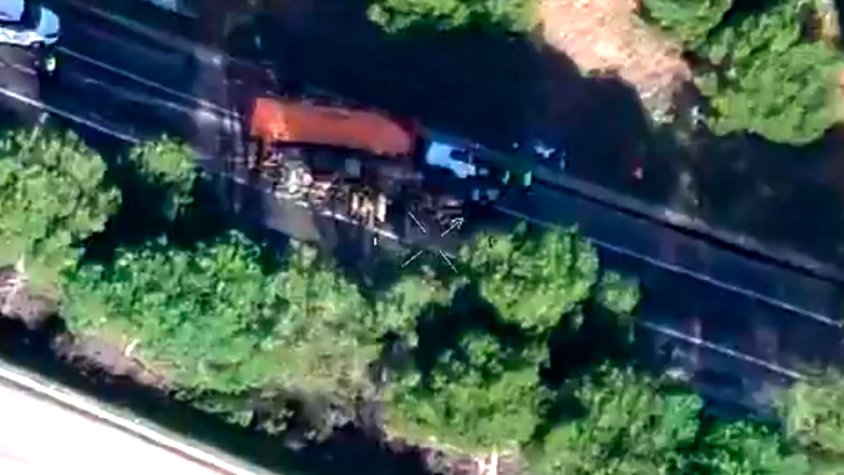 Tallada la C-35 a la Roca del Vallès en sentit Barcelona per un camió bolcat