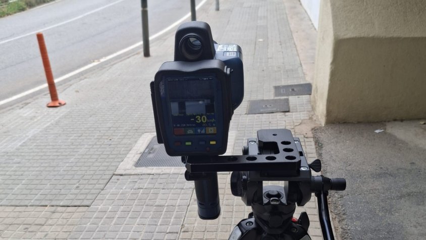 Sant Feliu de Codines desplega una campanya de controls policials i de velocitat per reduir les distraccions al volant