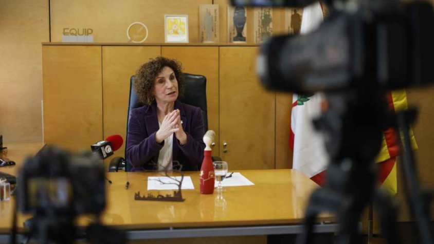 Isabel Garcia anuncia la seva jubilació i deixarà l’Alcaldia de Santa Perpètua després de 31 anys de trajectòria
