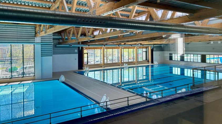 Granollers reobre les piscines municipals després de quatre anys d’obres i una profunda renovació 