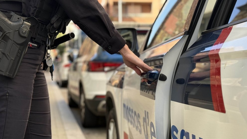 Els Mossos detenen dos multireincidents vinculats a nou robatoris en tres mesos a Granollers