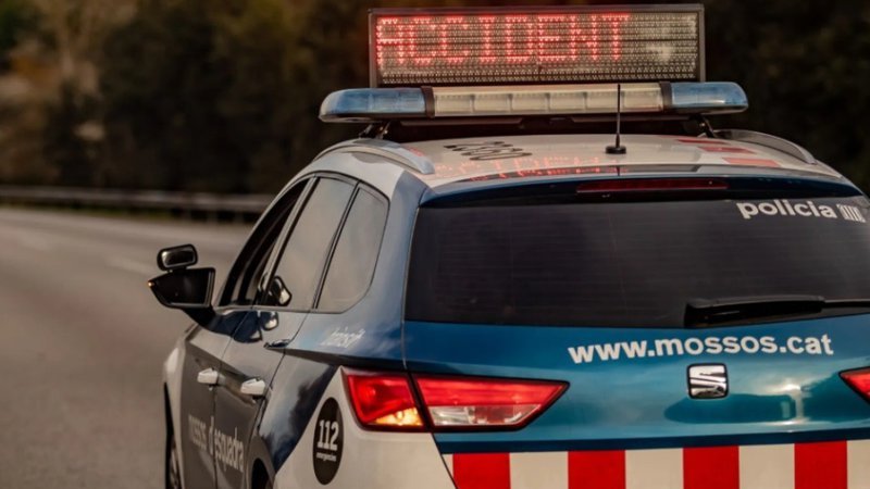 Mor un motorista després de sortir-se de la via a l’AP-7 a Sant Celoni