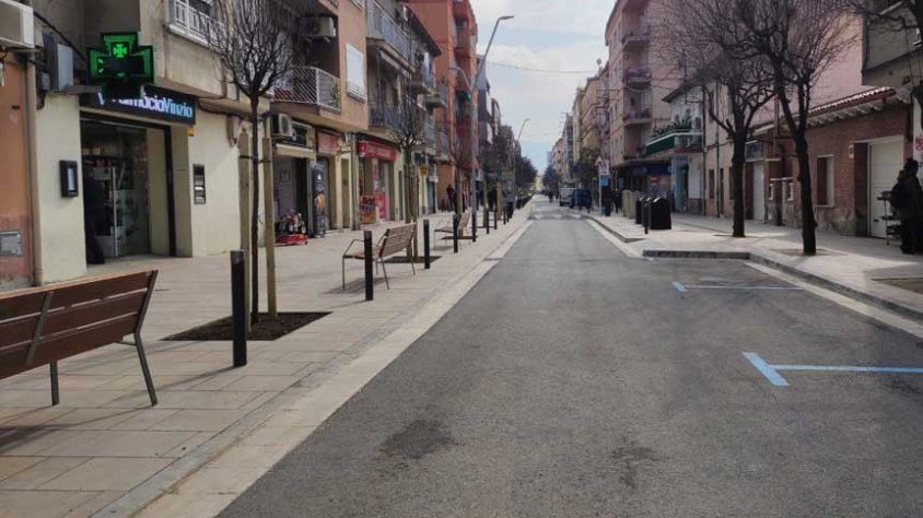 Mollet reobrirà al trànsit els caps de setmana el carrer de Gaietà Vínzia després d'acordar-ho amb comerciants i veïns