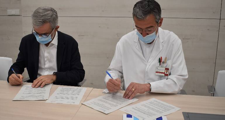 L'Hospital General de Granollers signa un conveni amb la Fundació Kālida per millorar el benestar de pacients i familiars oncològics