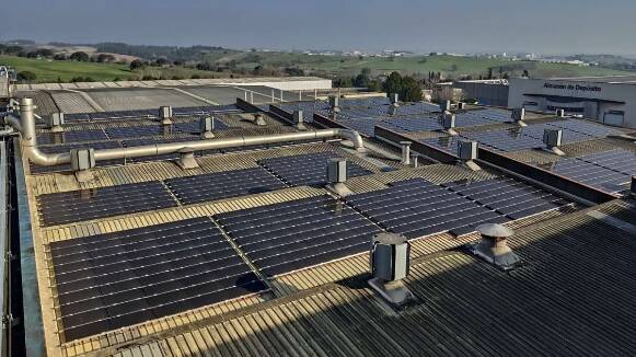 L'empresa SolarProfit presenta un ERO per reduir la plantilla en un 30% i compensar les pèrdues