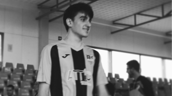 Mor un jugador de futbol sala de 19 anys a Sabadell després de rebre un cop al cap