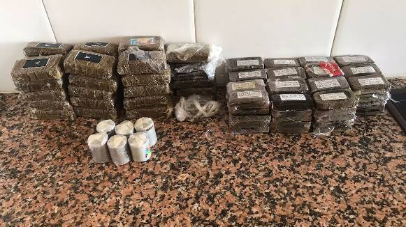 Els Mossos d'Esquadra intervenen més de 8 quilos de droga i detenen un home a la Llagosta per traficar amb cocaïna i haixix