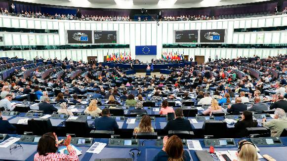 Eurodiputats Catalans Reflecteixen sobre una Legislatura Plena d'Incidents Inesperats a Brussel·les