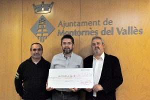 L'AVV de Can Parera de Montornès dóna 1.020 € a l'Hospital Sant Joan de Déu 