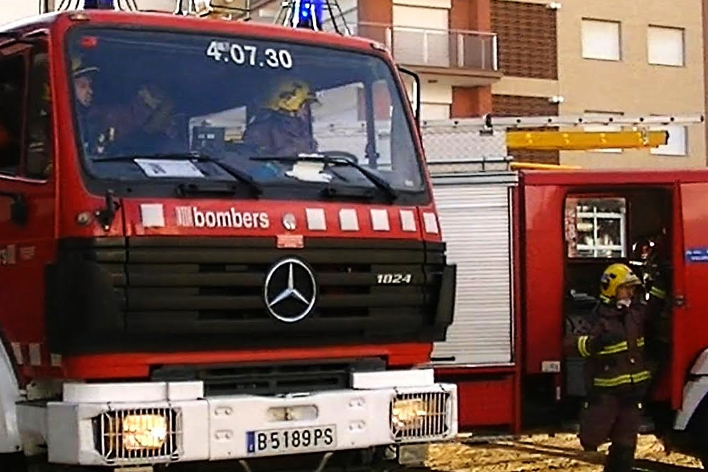 Un mort en l'incendi d'un habitatge a Rubí
