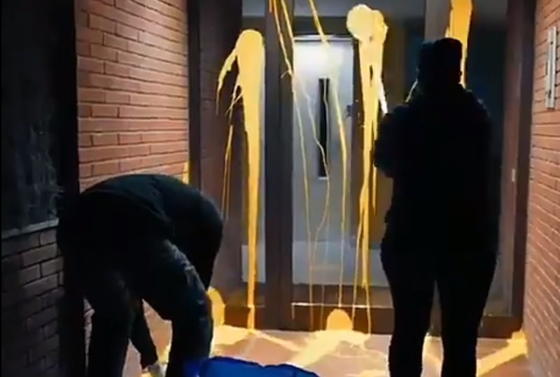 [VÍDEO] Arran Joventut pinta de groc el Portal de Pablo Llarena a Sant Cugat del Vallès