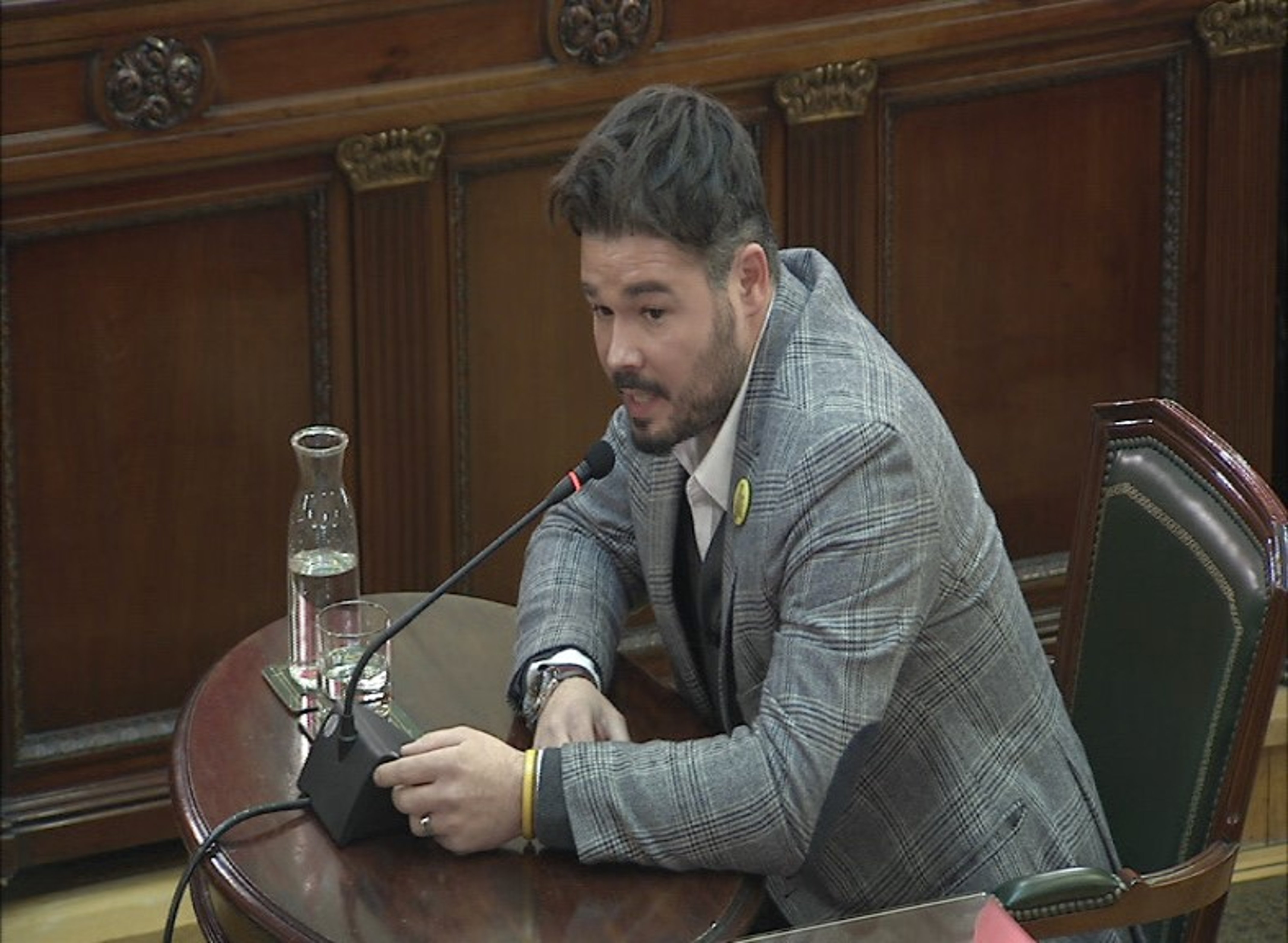 Rufián sobre la sortida de la comitiva judicial el 20-S: "És una fake news com que el castellà està perseguit a Catalunya"