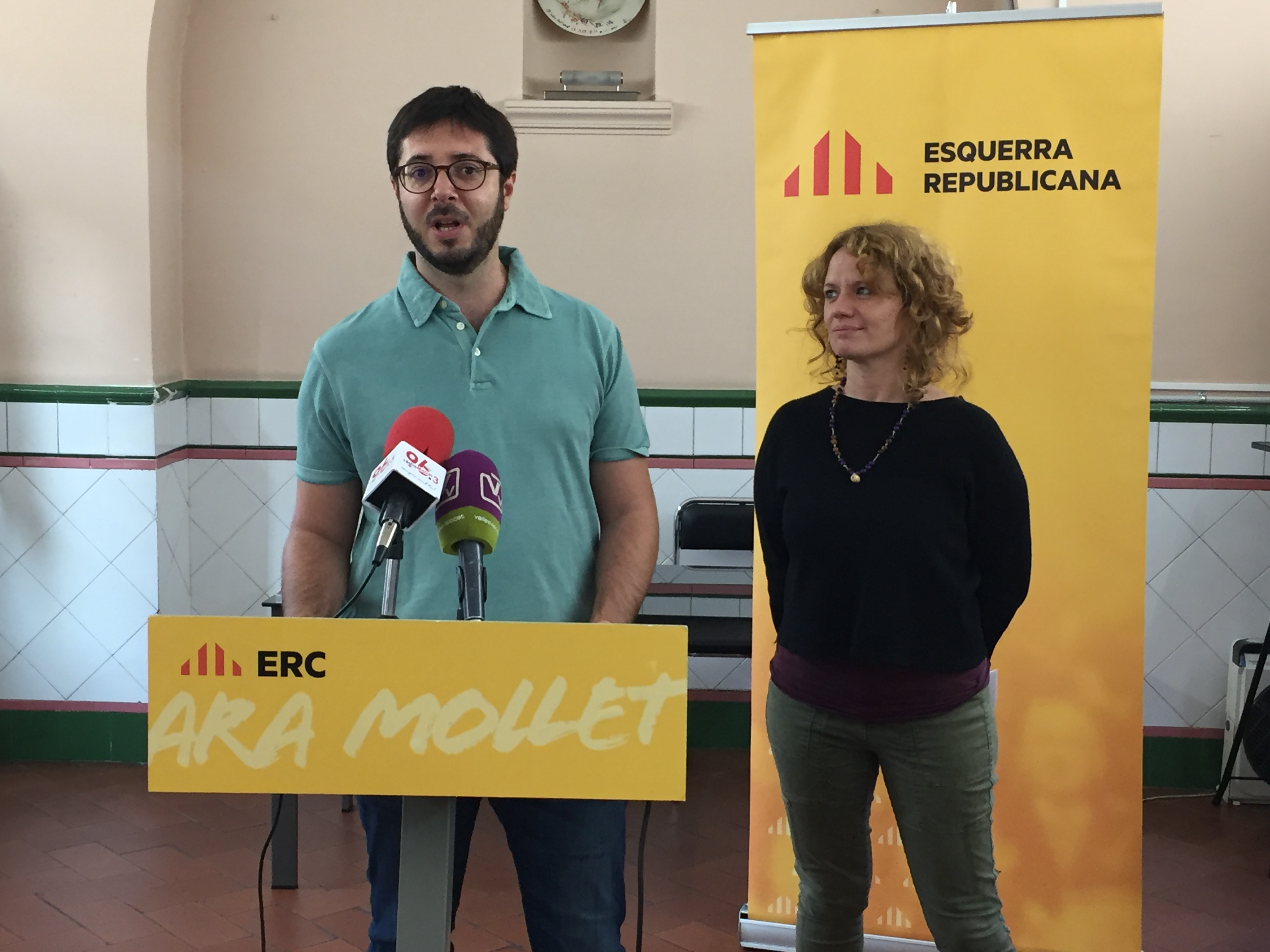 ERC, comuns i JxCat intenten un govern alternatiu a Monràs (PSC) a Mollet però Podem mostra reticència