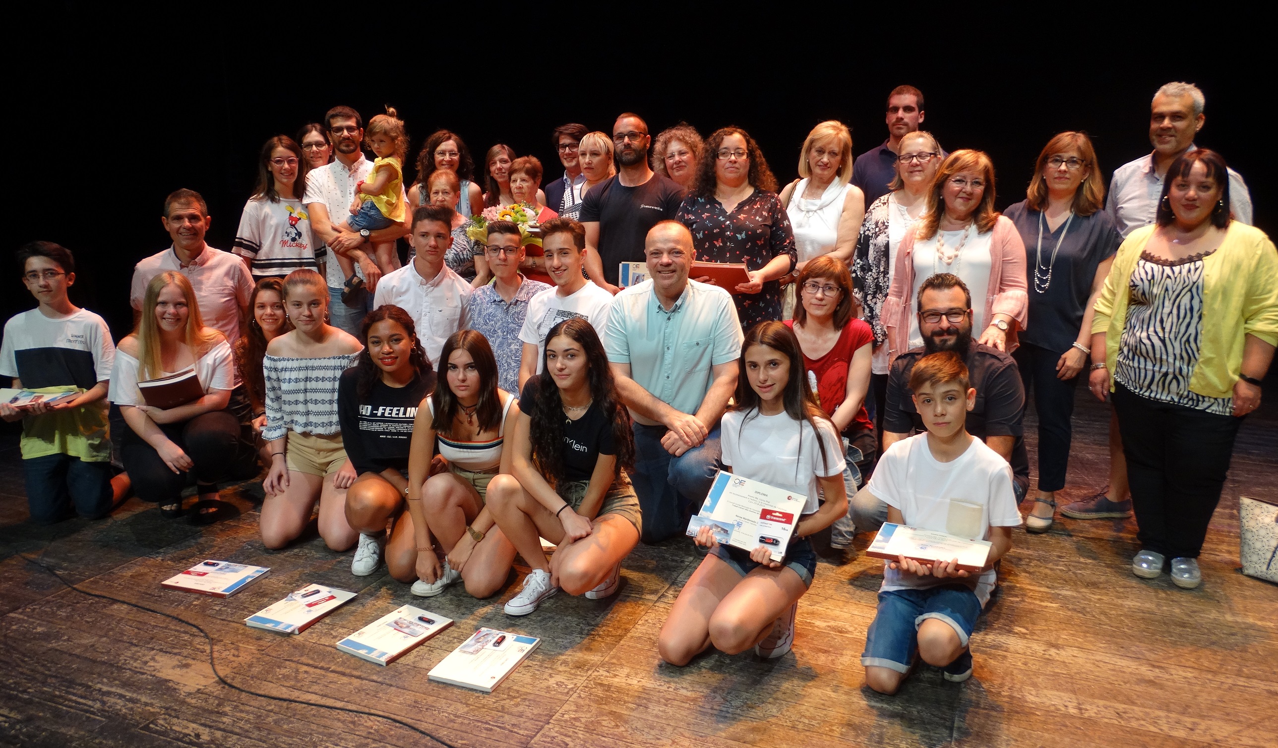 Lliurats a Canovelles els premis M. Lluïsa Prat i els reconeixements del programa Empresa Educa