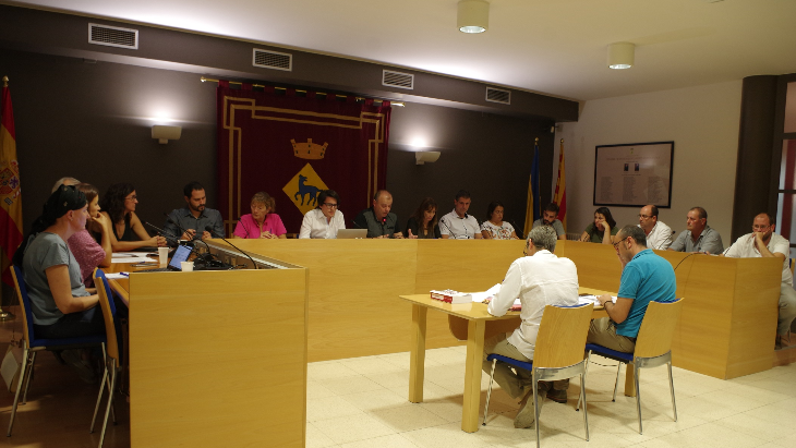 L’Ajuntament de Canovelles aprova fer front a les amenaces d’Endesa que vulneren els drets energètics dels veïns en situació de vulnerabilitat