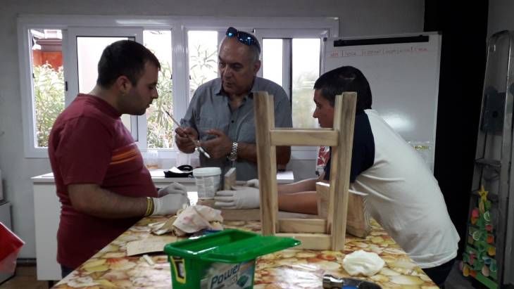 Tallers de restauració com a aprenentatge laboral per a persones amb diversitat funcional de la mà del Consell Comarcal del Vallès Oriental