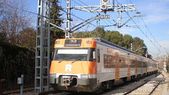 Una persona ha mort i una altra ha quedat ferida en un atropellament de tren entre Mollet Sant Fost i Montmeló