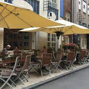 Canovelles permetrà que els bars i restaurants ampliïn l’espai de terrassa sense cost