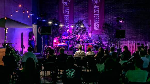 Tornen els concerts a l'aire lliure a la Nova Jazz Cava de Terrassa