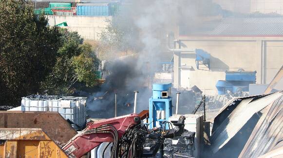 Protecció Civil desactiva l'alerta del Plaseqcat un cop extingit l'incendi en una planta de reciclatge a Granollers