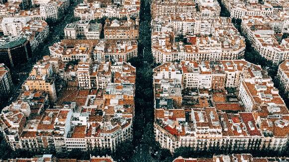 La plataforma FEMvallès reclama als alcaldes del Barcelonès Nord un model de districtes metropolitans