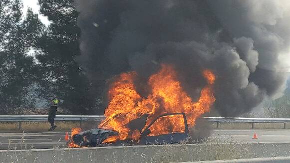 S'incendia un cotxe a la C-58 a Sant Quirze i provoca diversos quilòmetres de cua en sentit nord