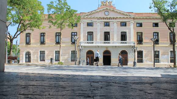 La Junta de Portaveus de Sabadell aprova una moció de condemna els insults de dues regidores d'ERC a activistes veïnals
