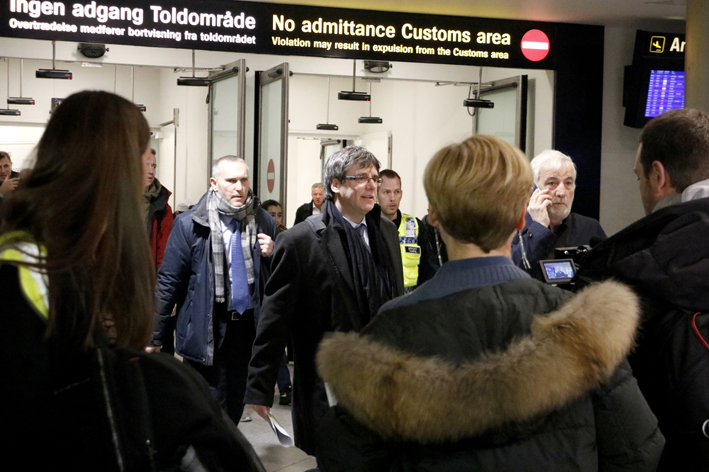 Puigdemont arriba a Copenhaguen tot i l'amenaça de Fiscalia d'activar l'euroordre de detenció