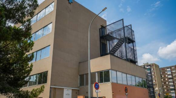 La Generalitat reprèndrà la remodelació dels edificis de Badia del Vallès per a instal·lar-hi balcons i galeries