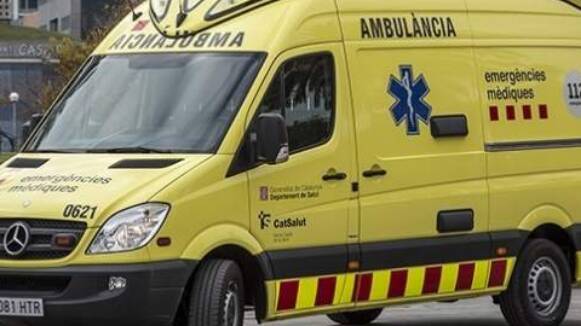 Mor un dels ferits crítics en l'impacte d'un cotxe contra un arbre a Vilanova del Vallès