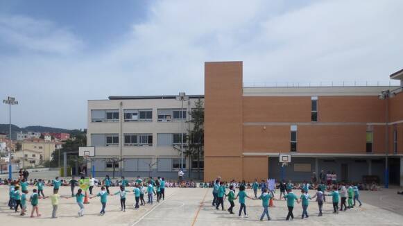 Controvèrsia a Caldes de Montbui pel possible tancament d’una línia escolar de P3