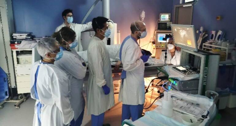 L'Hospital General de Granollers realitza amb èxit la primera intervenció gastroenteroanastomosi endoscòpica