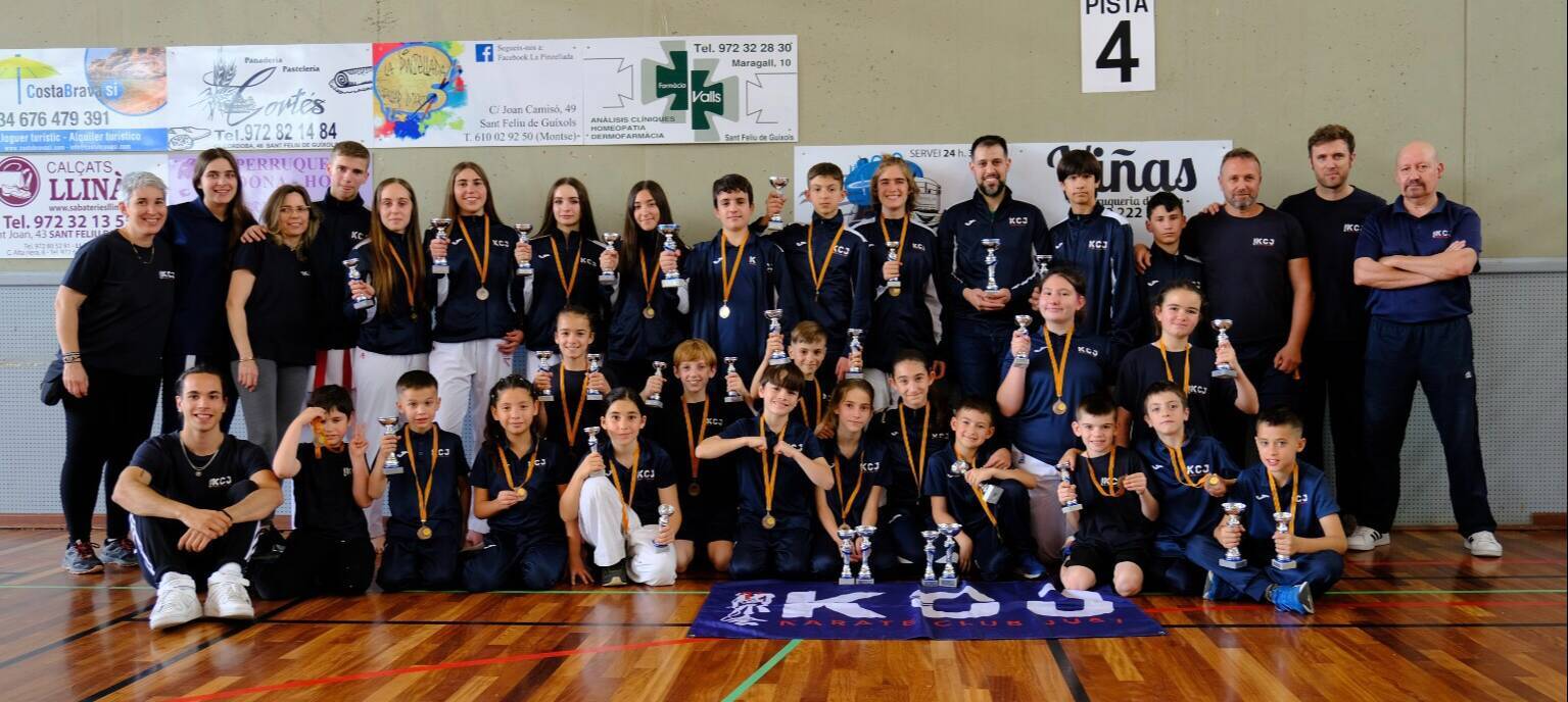 El Karate Club Just de Sant Celoni aconsegueix 30 medalles al campionat Dojo Sant Feliu de karate